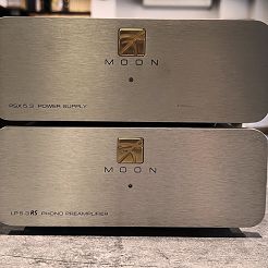 SIMAUDIO MOON LP 5.3 RS/ PSX 5.3 - przedwzmacniacz gramofonowy z zasilaczem/ KOMIS
